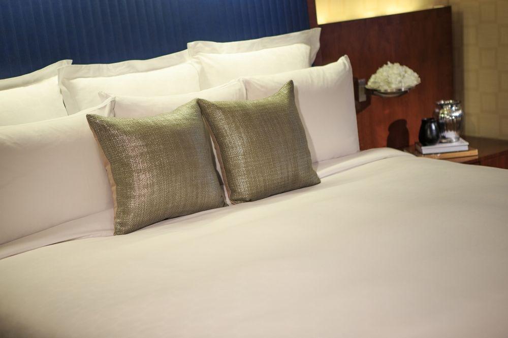 Renaissance New York Times Square By Marriott Hotell Exteriör bild