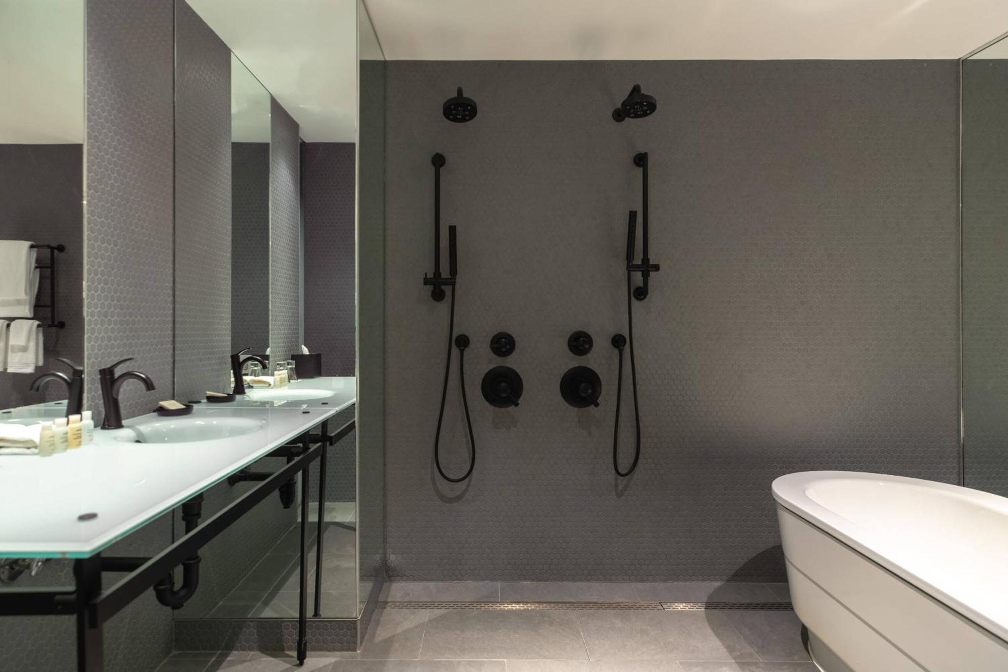 Renaissance New York Times Square By Marriott Hotell Exteriör bild