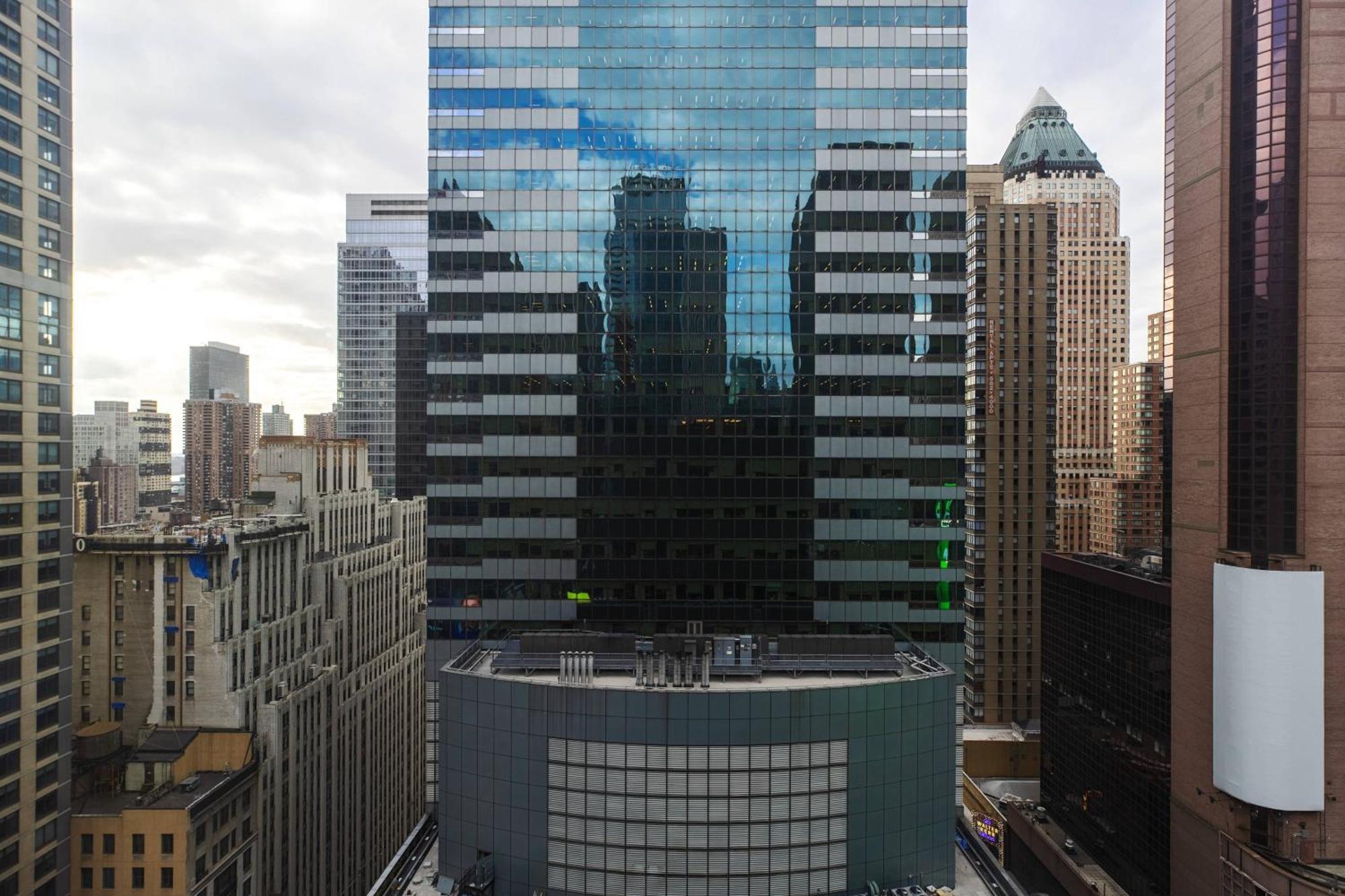 Renaissance New York Times Square By Marriott Hotell Exteriör bild