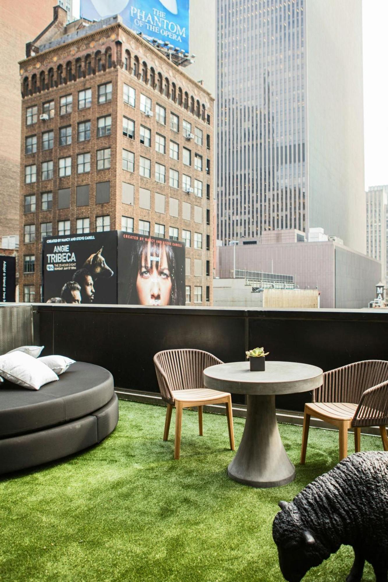 Renaissance New York Times Square By Marriott Hotell Exteriör bild